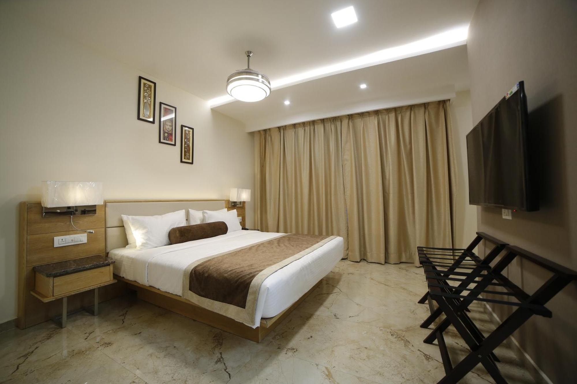Hotel Annapurna De Royal Guntūr Esterno foto